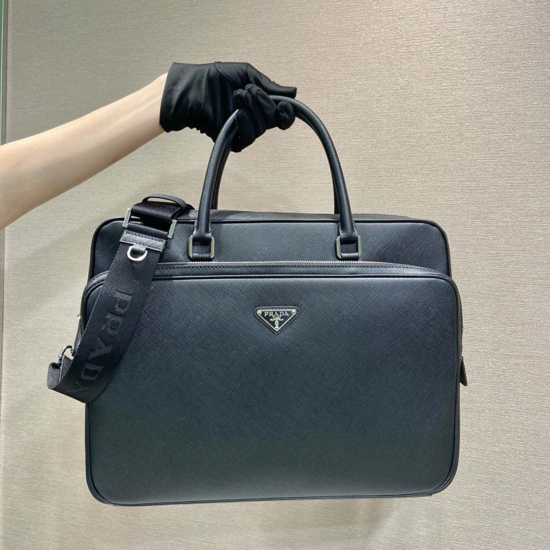 Pra*a briefcase